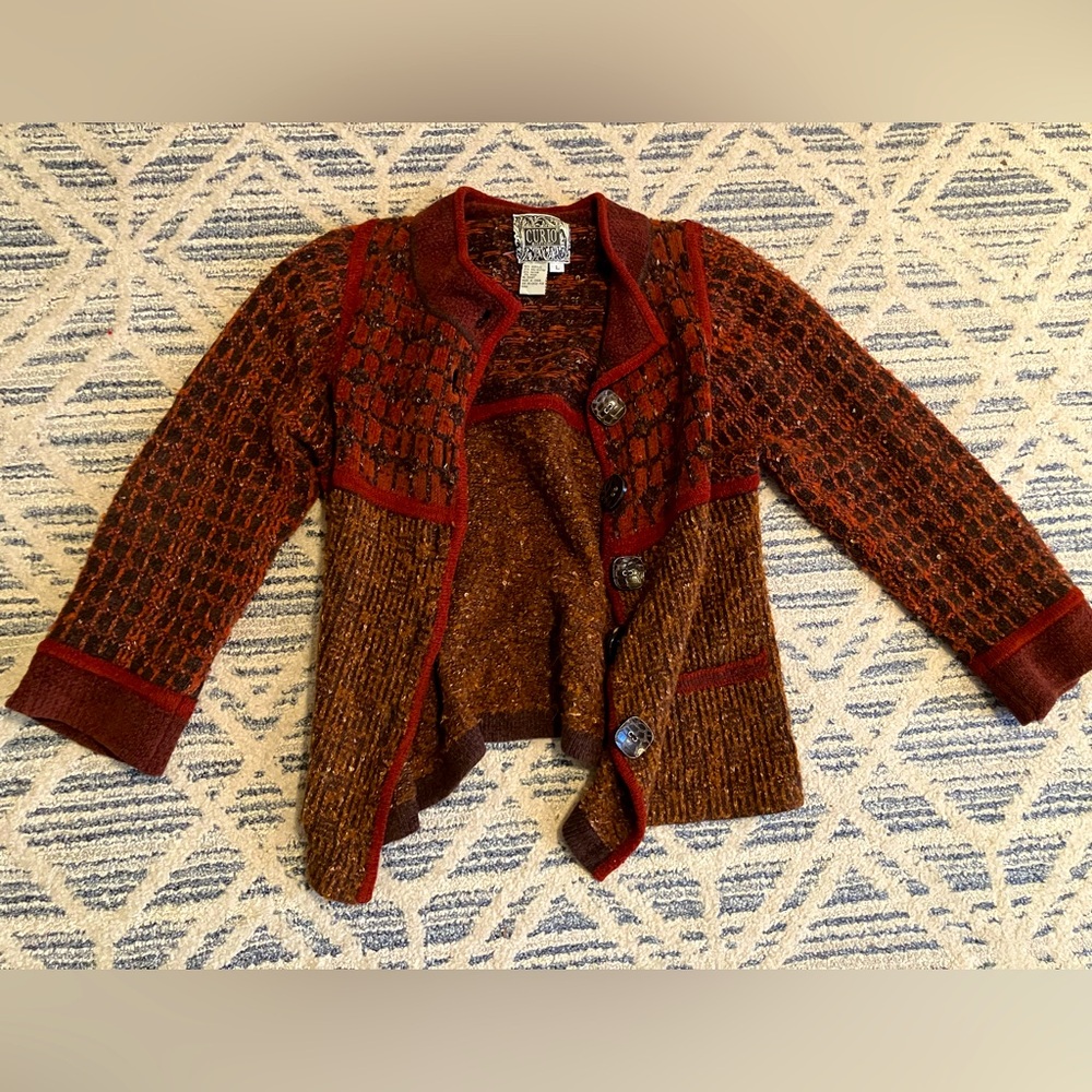 Vintage Button up Cardigan!